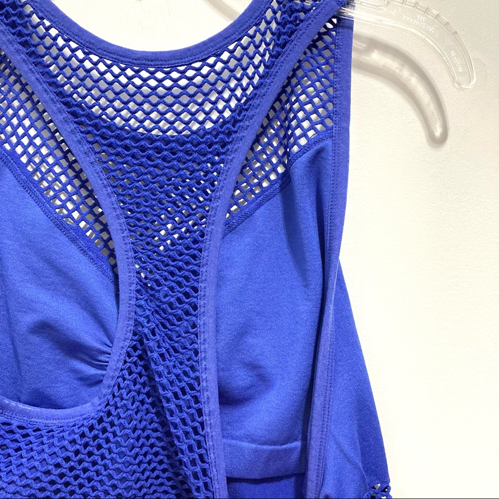 Beachbody Women’s Blue Mesh Netted Sport Fish Net Tank Top - Picture 8 of 9
